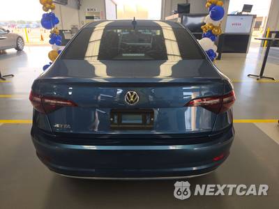2020 Volkswagen Jetta SE - zdjęcie 5 z 21 - miniatura