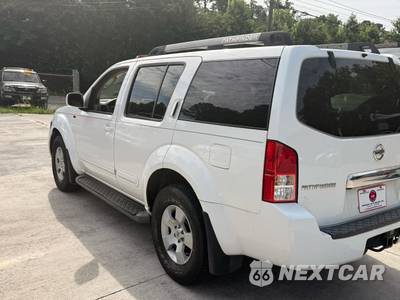2005 Nissan Pathfinder SE - zdjęcie 10 z 23 - miniatura