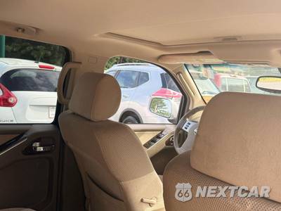 2005 Nissan Pathfinder SE - zdjęcie 16 z 23 - miniatura