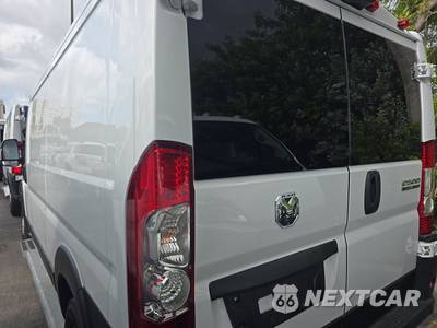 2025 Ram ProMaster 2500 Cargo Van Tradesman w/Passenger Seat Low Roof 136.0" WB - zdjęcie 6 z 23 - miniatura