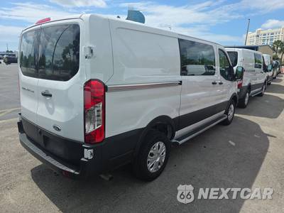 2025 Ford Transit 250 Cargo Van Low Roof 130.0" WB - zdjęcie 4 z 18 - miniatura
