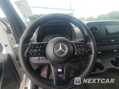 2019 Mercedes-Benz Sprinter 2500 Crew Van High Roof 144.0" WB - zdjęcie 10 z 33 - miniatura