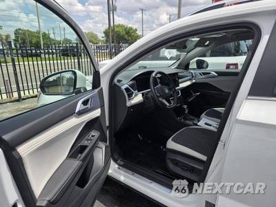 2025 Volkswagen Taos SE - zdjęcie 7 z 27 - miniatura