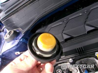 2025 Hyundai Venue SEL - zdjęcie 5 z 27 - miniatura