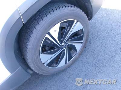 2025 Volkswagen Taos SE - zdjęcie 8 z 24 - miniatura