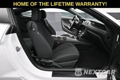 2023 Ford Mustang EcoBoost Coupe - zdjęcie 39 z 50 - miniatura