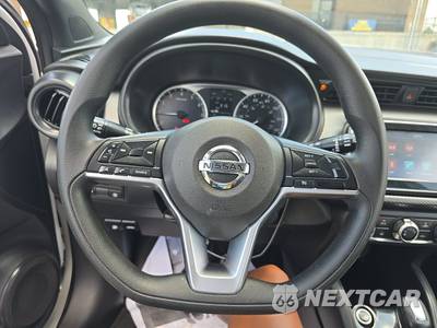 2020 Nissan Kicks S - zdjęcie 10 z 26 - miniatura