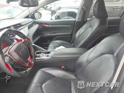 2019 Toyota Camry XSE - zdjęcie 7 z 30 - miniatura