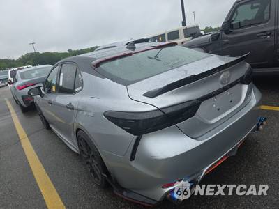 2019 Toyota Camry XSE - zdjęcie 6 z 30 - miniatura
