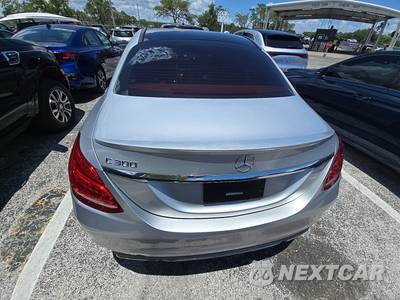 2015 Mercedes-Benz C 300 Sedan - zdjęcie 5 z 28 - miniatura