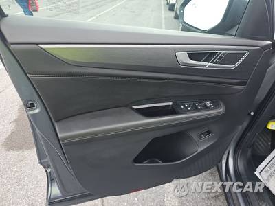 2025 Volkswagen Atlas Cross Sport 2.0T SE w/Technology - zdjęcie 9 z 28 - miniatura