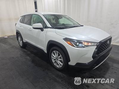 2024 Toyota Corolla Cross LE - zdjęcie 3 z 17 - miniatura