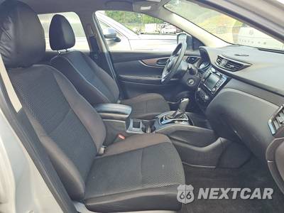 2021 Nissan Rogue Sport S - zdjęcie 8 z 40 - miniatura