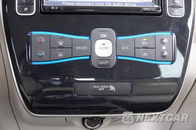 2011 Nissan LEAF SL - zdjęcie 46 z 50 - miniatura