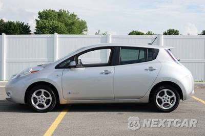 2011 Nissan LEAF SL - zdjęcie 11 z 50 - miniatura