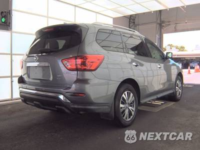 2020 Nissan Pathfinder SV - zdjęcie 4 z 43 - miniatura