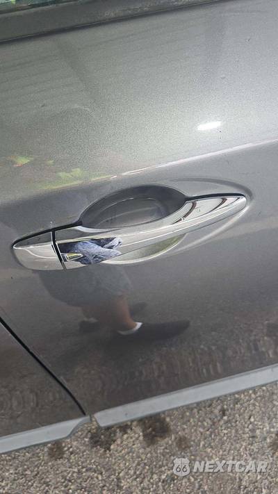 2020 Nissan Pathfinder SV - zdjęcie 32 z 43 - miniatura