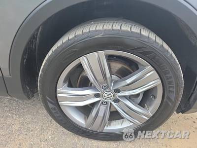 2018 Volkswagen Tiguan SEL Premium - zdjęcie 9 z 23 - miniatura