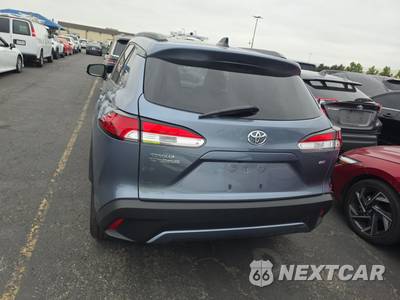 2025 Toyota Corolla Cross LE - zdjęcie 5 z 30 - miniatura