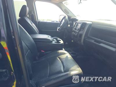 2017 Ram 2500 Tradesman Crew Cab Long Bed - zdjęcie 8 z 27 - miniatura