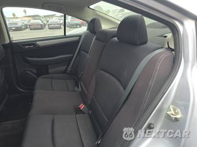 2015 Subaru Legacy 2.5i Premium - zdjęcie 13 z 27 - miniatura