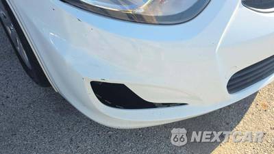 2014 Hyundai Accent GLS Sedan - zdjęcie 18 z 24 - miniatura