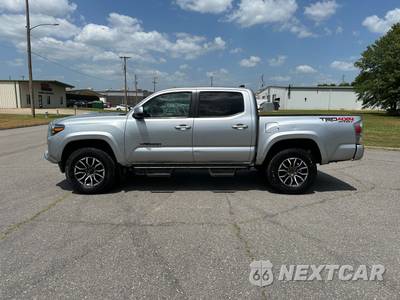 2022 Toyota Tacoma TRD Sport Crew Cab Medium Bed - zdjęcie 8 z 28 - miniatura