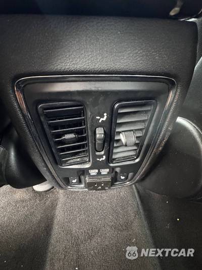 2014 Jeep Grand Cherokee Limited - zdjęcie 23 z 32 - miniatura