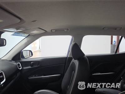 2024 Hyundai Venue Limited - zdjęcie 18 z 20 - miniatura