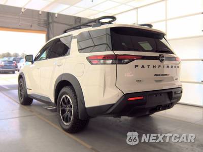 2024 Nissan Pathfinder Rock Creek - zdjęcie 6 z 20 - miniatura