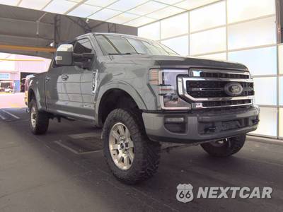 2021 Ford Super Duty F-250 Lariat Crew Cab Medium Bed - zdjęcie 3 z 39 - miniatura