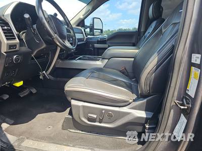 2021 Ford Super Duty F-250 Lariat Crew Cab Medium Bed - zdjęcie 7 z 39 - miniatura