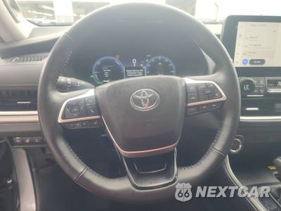 2025 Toyota Grand Highlander Hybrid Limited - zdjęcie 10 z 24 - miniatura