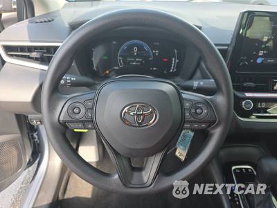 2026 Toyota Corolla Hybrid LE Sedan - zdjęcie 10 z 19 - miniatura