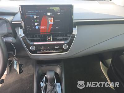 2026 Toyota Corolla Hybrid LE Sedan - zdjęcie 11 z 19 - miniatura