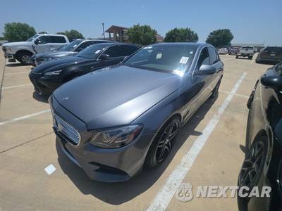 2018 Mercedes-Benz E 300 Sedan - zdjęcie 1 z 17 - miniatura