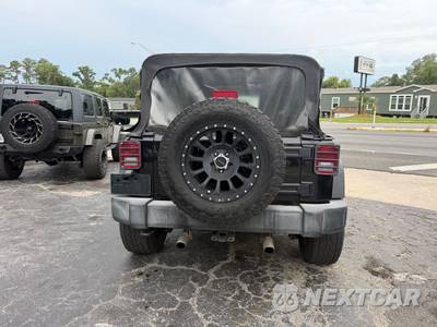 2016 Jeep Wrangler Unlimited Sport - zdjęcie 6 z 10 - miniatura