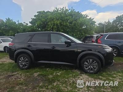 2023 Nissan Pathfinder S - zdjęcie 4 z 21 - miniatura
