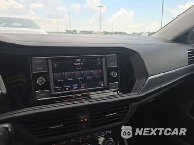 2024 Volkswagen Jetta SE - zdjęcie 17 z 35 - miniatura