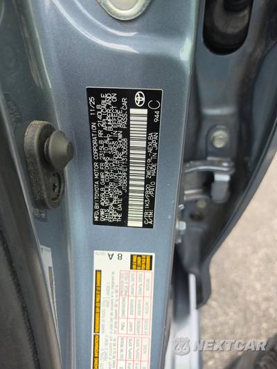 2026 Toyota Corolla Hybrid LE Sedan - zdjęcie 21 z 28 - miniatura