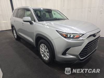 2024 Toyota Grand Highlander XLE - zdjęcie 3 z 17 - miniatura