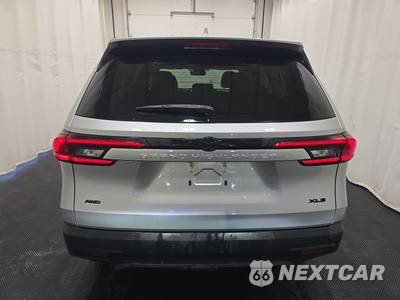 2024 Toyota Grand Highlander XLE - zdjęcie 5 z 17 - miniatura