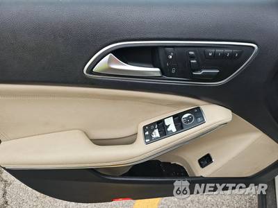 2015 Mercedes-Benz GLA 250 4MATIC - zdjęcie 9 z 18 - miniatura
