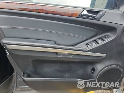 2011 Mercedes-Benz GL 550 4MATIC - zdjęcie 9 z 19 - miniatura