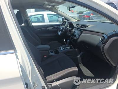2019 Nissan Rogue Sport S - zdjęcie 8 z 27 - miniatura