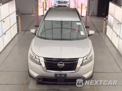 2025 Nissan Pathfinder SV - zdjęcie 2 z 19 - miniatura