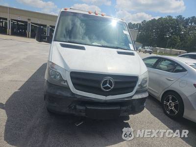2016 Mercedes-Benz Sprinter 3500 2WD REG CAB 170" WB - zdjęcie 2 z 26 - miniatura
