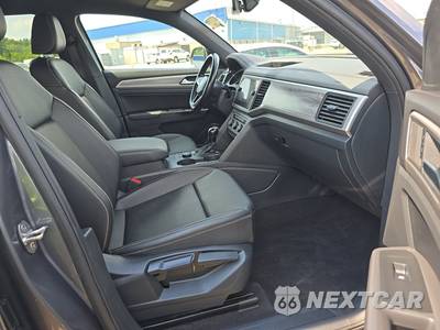 2020 Volkswagen Atlas Cross Sport 2.0T SE - zdjęcie 8 z 28 - miniatura