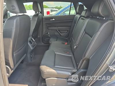 2020 Volkswagen Atlas Cross Sport 2.0T SE - zdjęcie 13 z 28 - miniatura