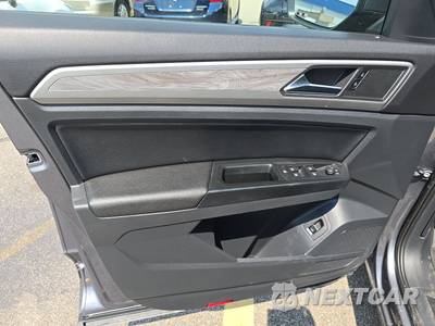2020 Volkswagen Atlas Cross Sport 2.0T SE - zdjęcie 9 z 28 - miniatura